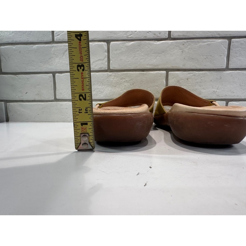 Gentle Souls Kenneth Cole Yellow Leather Slide Sandals Knotted Detail Size 38 - Picture 9 of 11